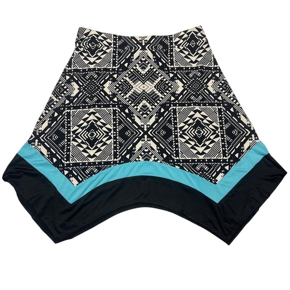 NEW DIRECTIONS 3X Black Aztec Print High Stretch Shorts